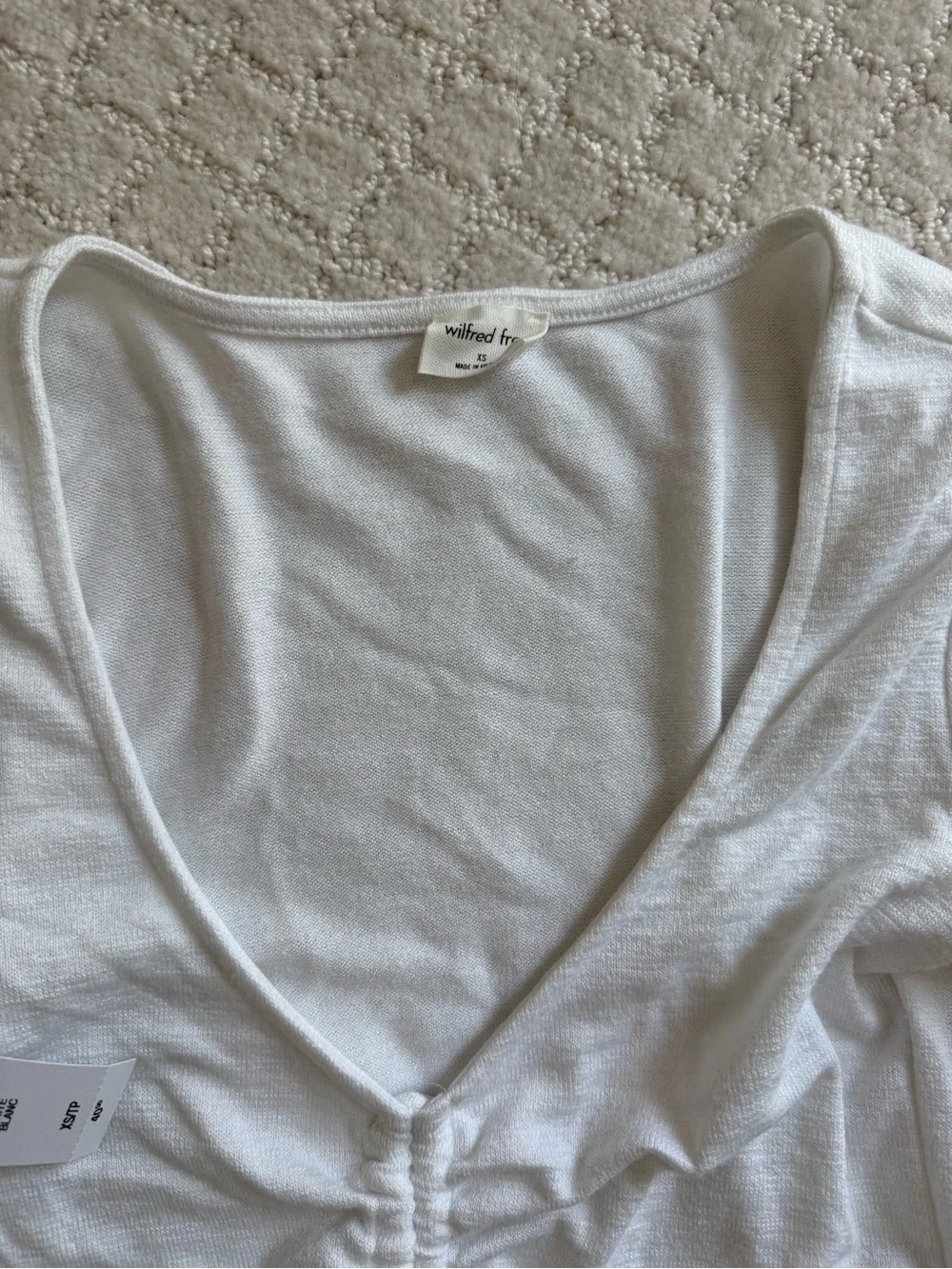 Aritzia new tags